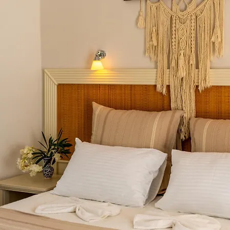 Chillos Hotell 3*